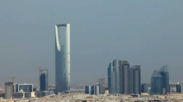 الرياض تجمع وزراء عربًا وإسلاميين لمناقشة أمن المنطقة